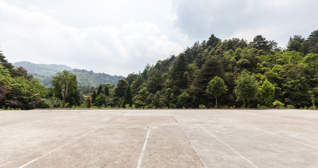 beton parcare masini